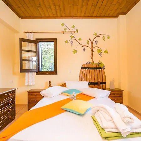 Apartment Niriides *